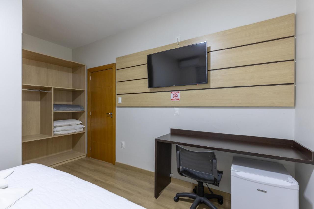 Hotel Lisbor Francisco Beltrão Extérieur photo